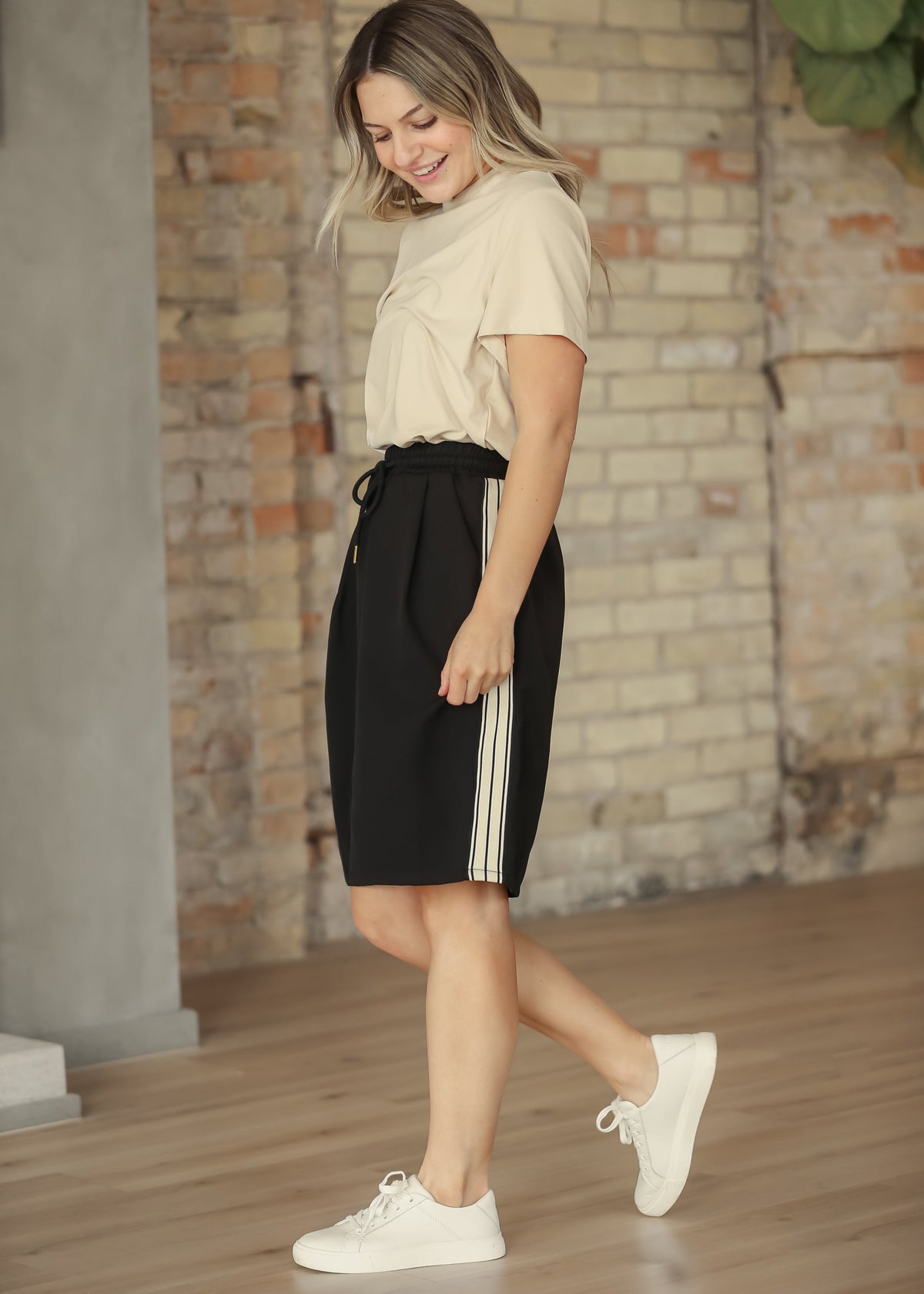 Mid-Rise Track Skirt