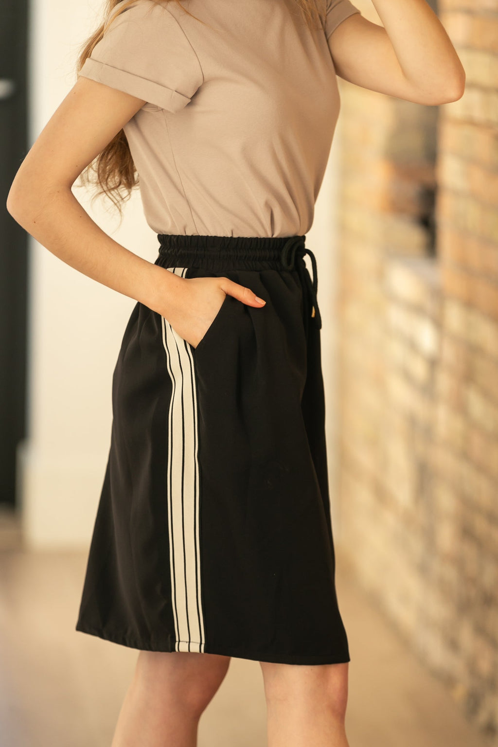 Mid-Rise Track Skirt